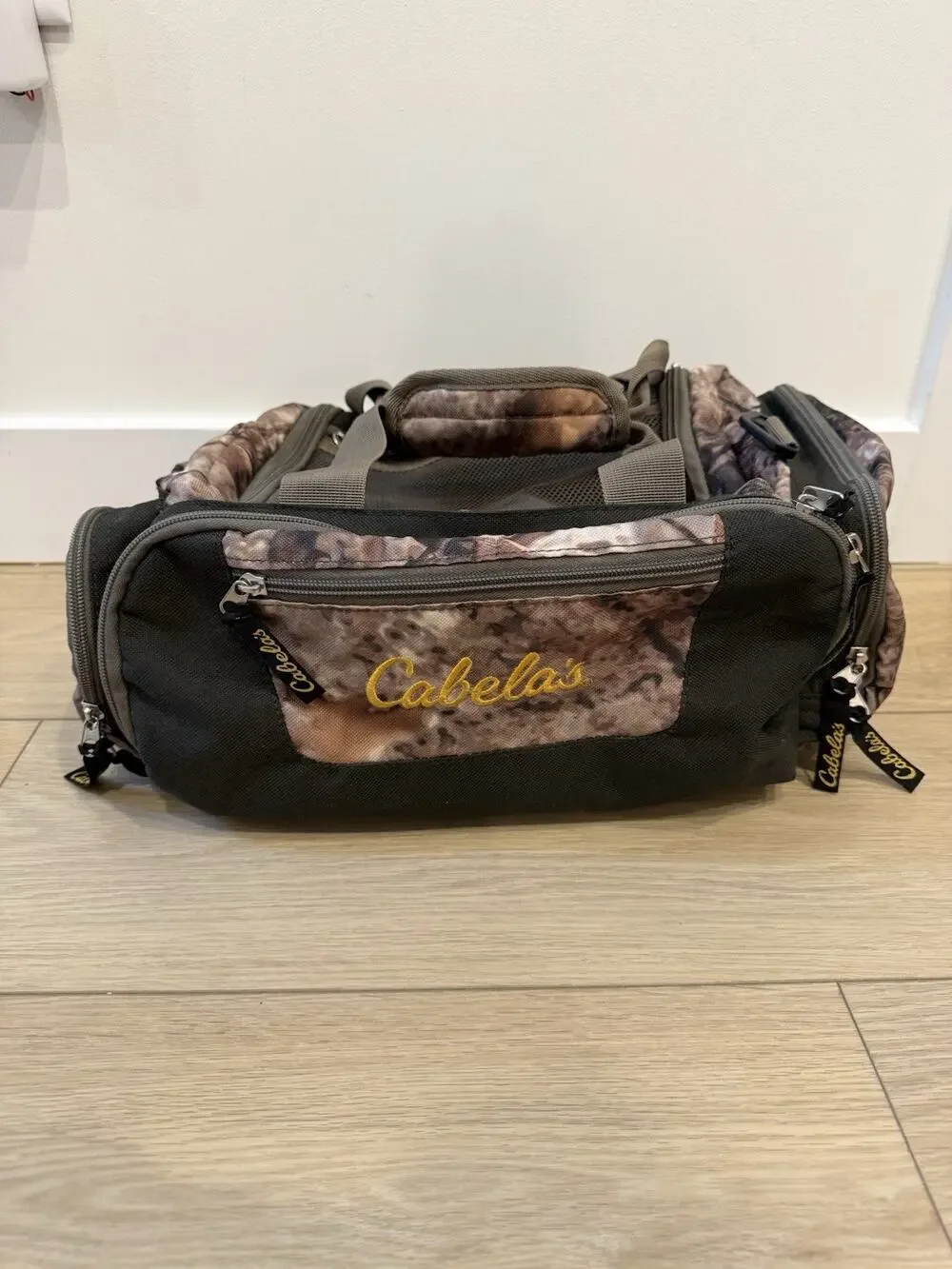 Cabela's Catch All Gear Bag Weather Resistant Camo Fishing Hunting 7 Pocket
